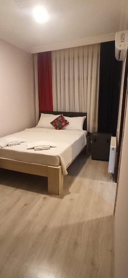 Moonlight Hostel Canakkale Bagian luar foto