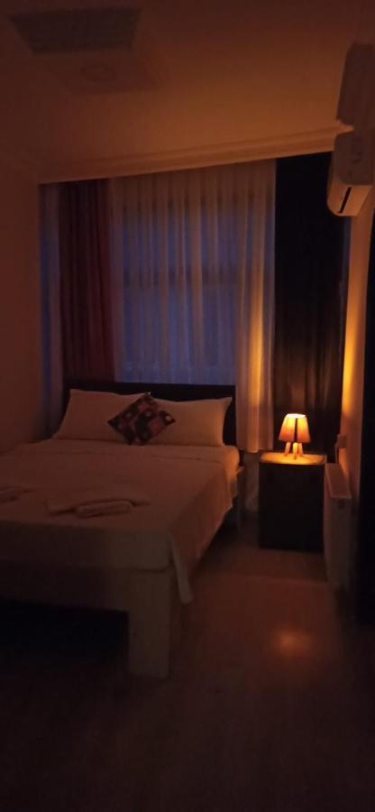 Moonlight Hostel Canakkale Bagian luar foto